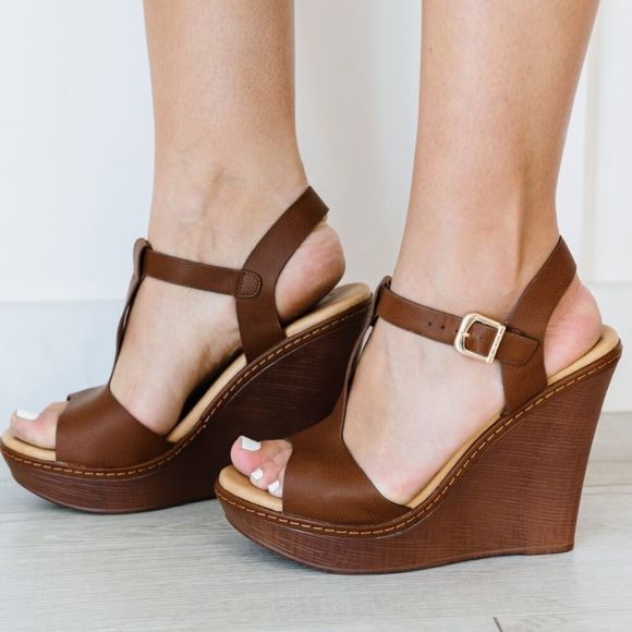Wedge Platform Dress Sandal in Tan Brown Women's size 8.5 - Picture 1 of 7